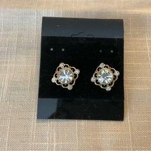 Square studs with crystals